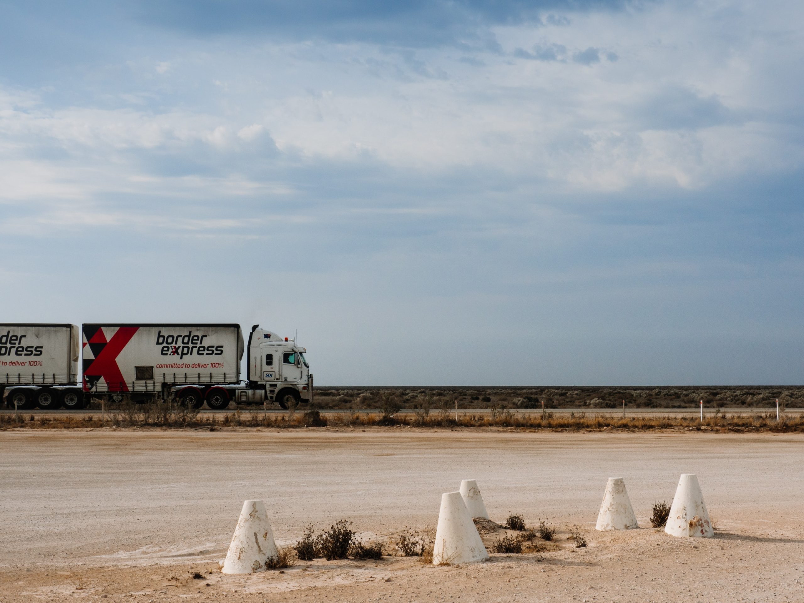 Transport towarowy: jak zoptymalizować procesy logistyczne?